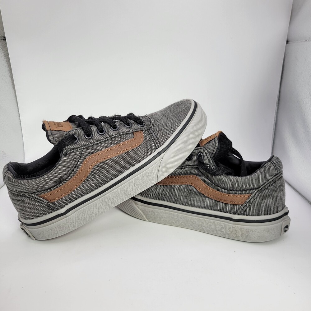 VANS Youth Sz 1 Gray Low Top Lace Up Skate Sneakers Shoes
